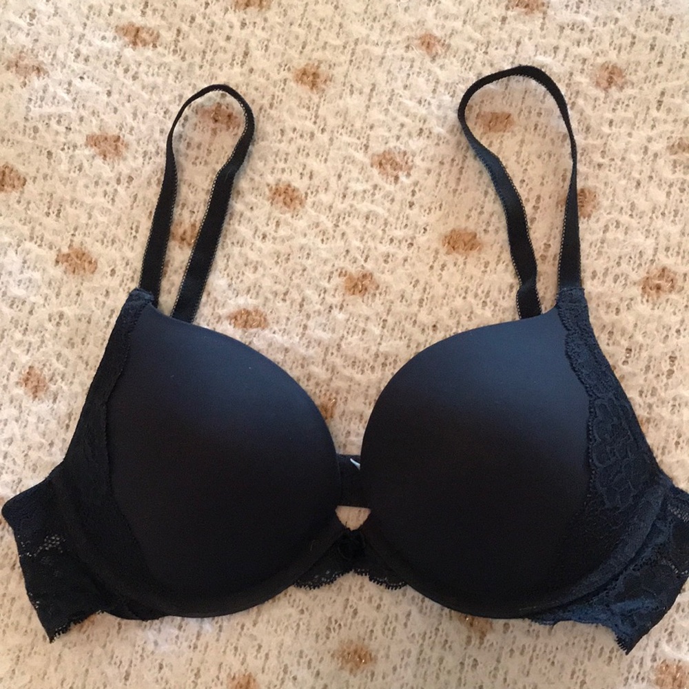 Victoria’s Secret Black Push-up Bra